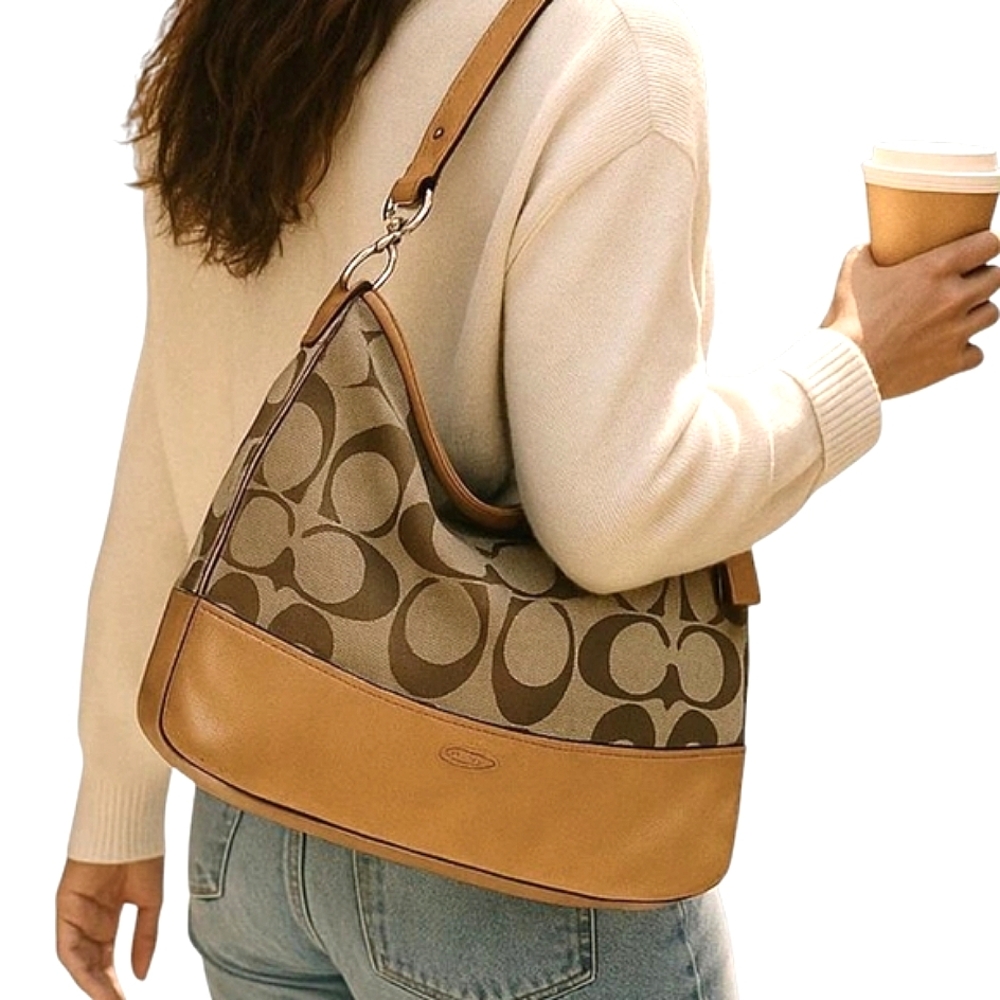 Coach Hamptons Weekend Jacquard & Leather Signature Shoulder Bag EUC - Picture 3 of 12